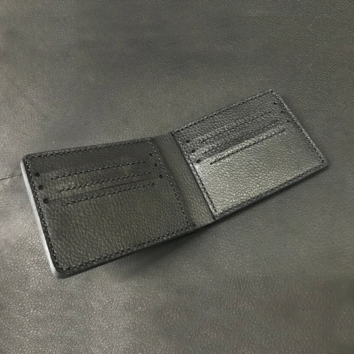 SLIN BI-fold wallet Handmade Hand-Stitched