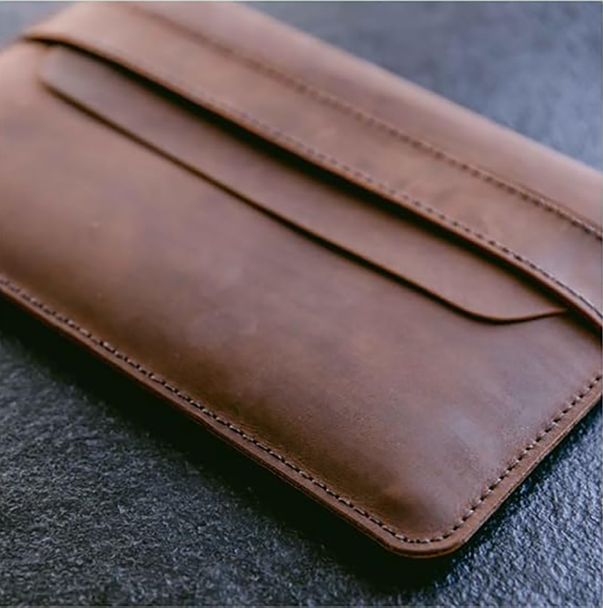 Top-Grain Leather Case for iPad Pro 13, iPad Air 13 & iPad Pro 12.9 M1/M2 with Pencil Holder - Handmade - Hand Stitched